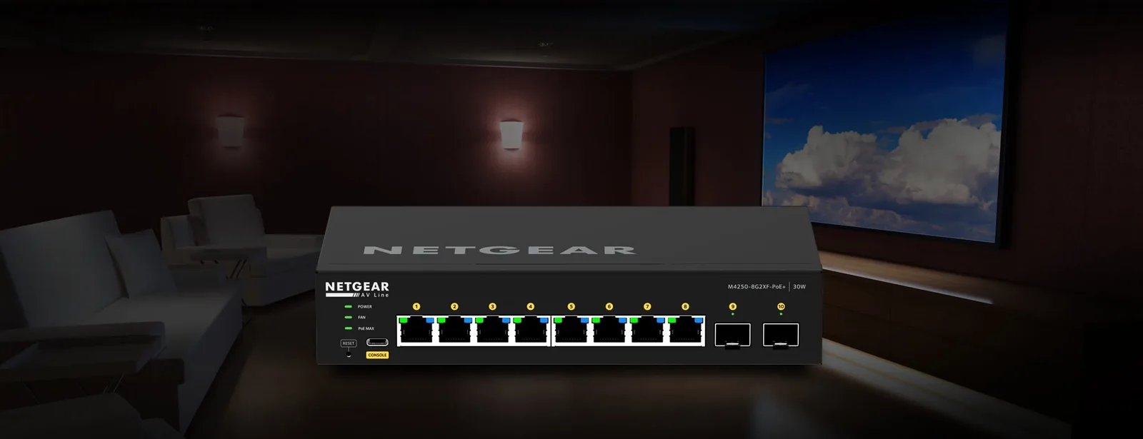 M4250-8G2XF-PoE+